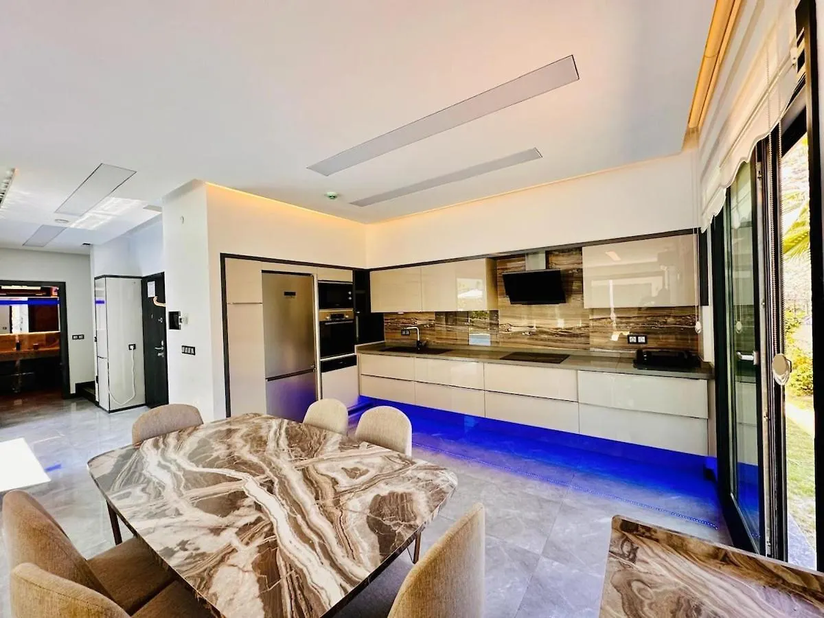Luxury Villa Swan 5 With Private Pool クシャダス