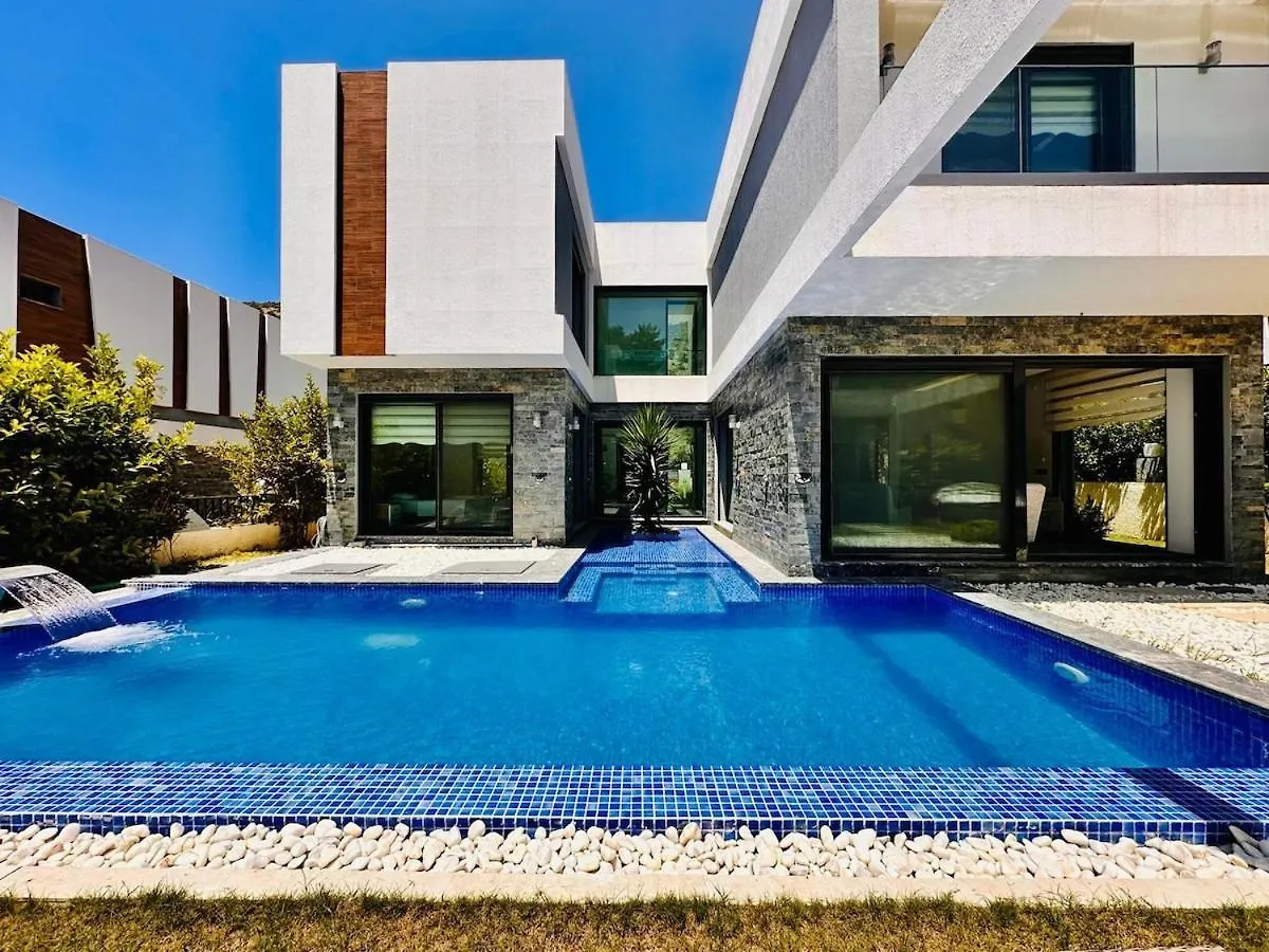Luxury Villa Swan 5 With Private Pool クシャダス